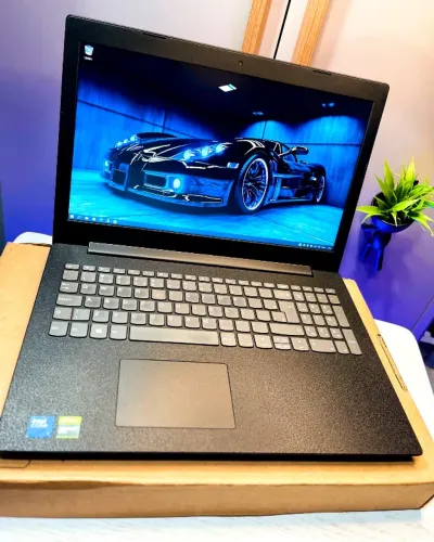 Notebook Lenovo Core i7 Estado de Novo