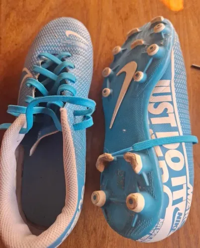 Chuteira nike