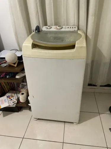 máquina de lavar com defeito
