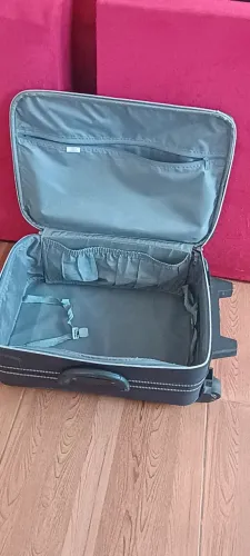 Vendo essa mala de viagem 10 kilos