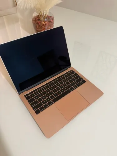 MacBook Air 2019 i5 Ssd 256 Gold