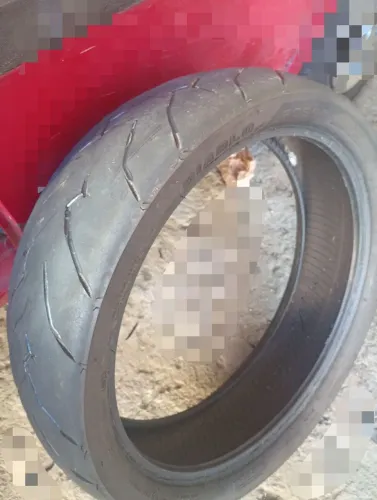 Par pneus Pirelli Diablo frizadinhos roda muito ainda