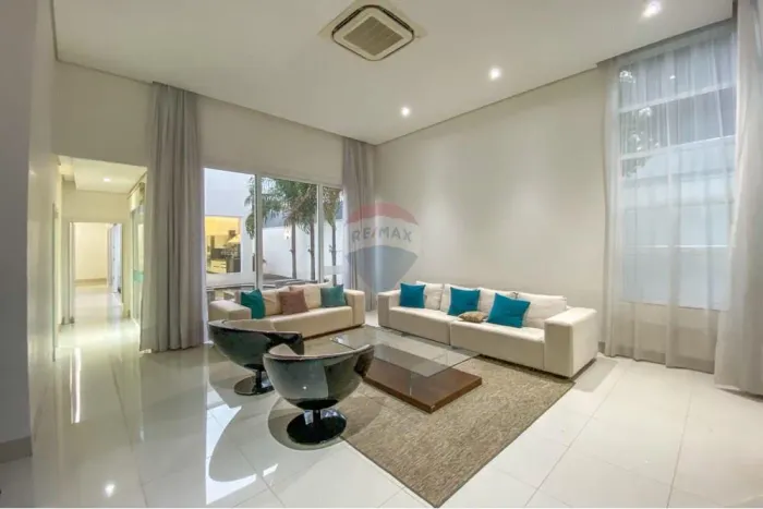 LOCAÇÃO - Casa no Cond. Florais Cuiabá, por R$ 14.500/mês - Ribeirão do Lipa, Cuiabá/MT