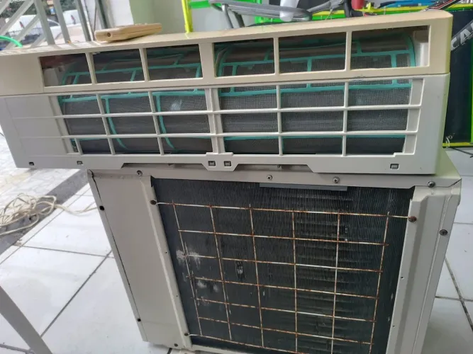 Ar condicionado Sprint usado 