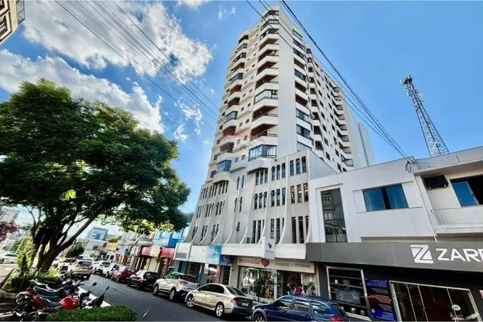 Apartamento Três Quartos à Venda Centro de Erechim | 96,21m² Privativos | Último Andar