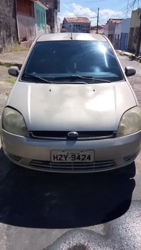 Fiesta 2005 sedan 1.0 com ar