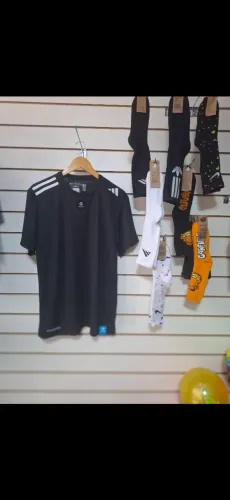 Camisa dry fit Adidas AEROREADY