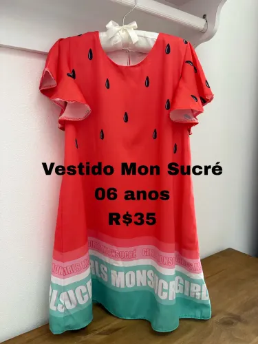 Lindas roupas infantis