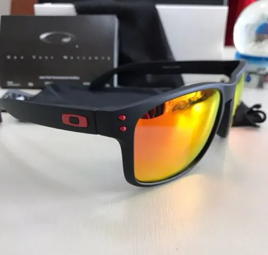 óculos de sol oakley holbrook ducati