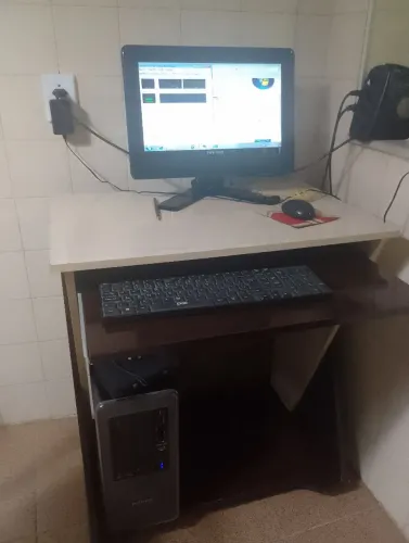 Vendo ou troco PC de escritório 