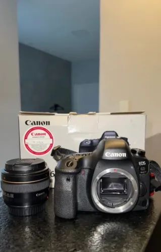 Câmera Cânon 6D Mark II