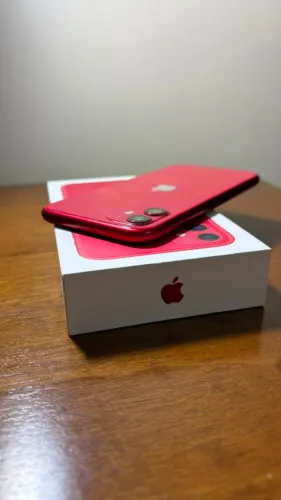 iPhone 11 (PRODUCT)RED 64 GB
