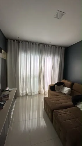 VENDO CORTINA BRANCA 3.40 largura x 2.86 altura