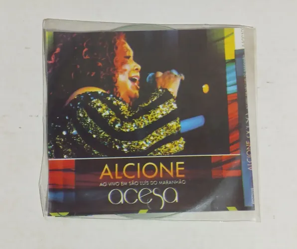 Lote de CDs Pagode e Samba para artesanato e ou decoração ( 10 cds)