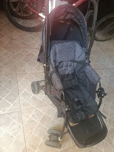 Carrinho de bebê 