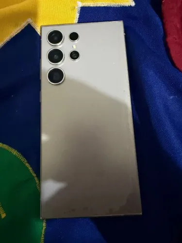 Samsung s24 ultra, único dono. Caixa e carregador!