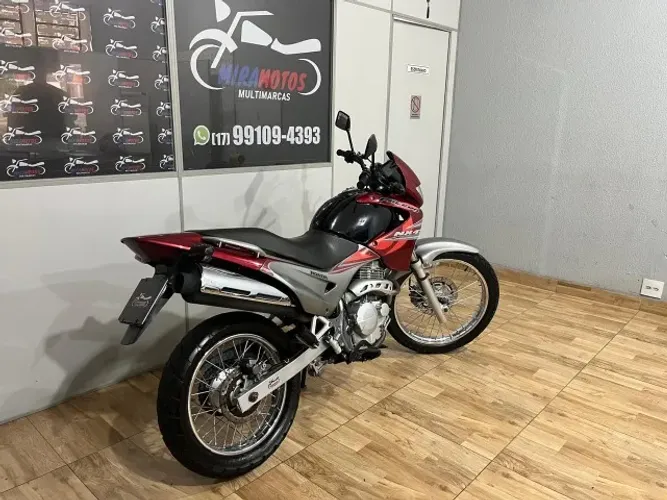 Honda NX-4 Falcon IMPECÁVEL