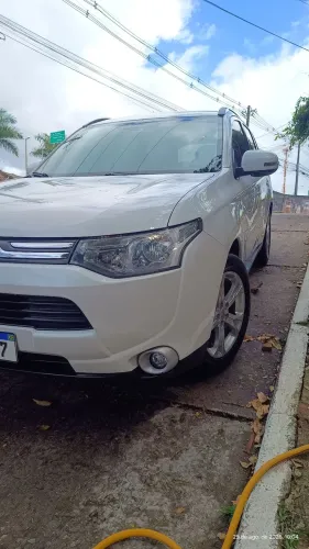 Mitsubishi Outlander 2.0 16V 160cv Aut. 2015