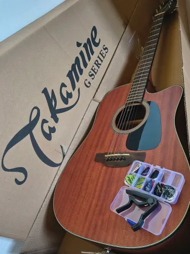 VIOLÃO TAKAMINE GD11mce PARA DESTROS