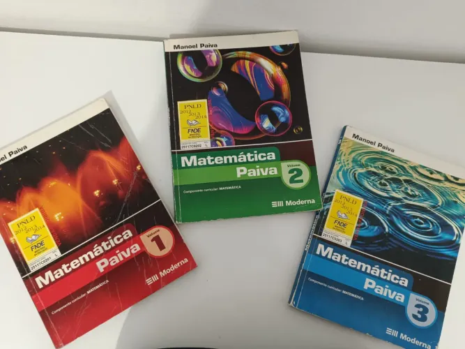 Livros se Matemática Paiva, Volume 1, 2 e 3.