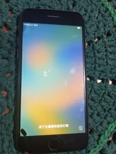 iPhone 8