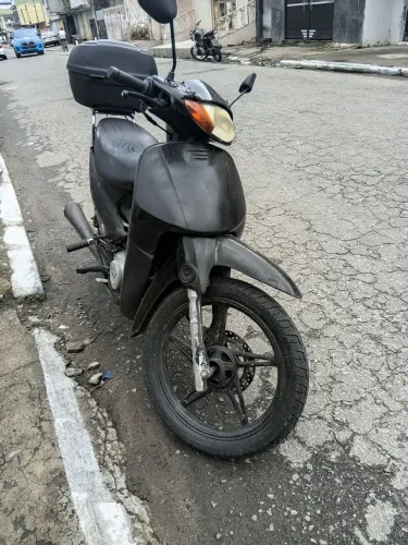 Vendo moto ano 2008