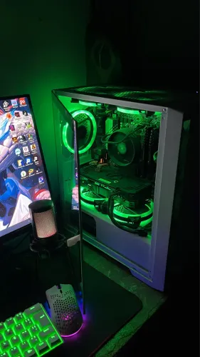 PC GAMER RYZEN 5 5600G + RX 5500 XT 8gb ( Inclui Mouse e Teclado)