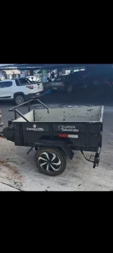 Vendo reboque carrocinha