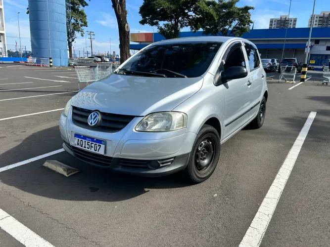 Volkswagen Fox Plus 1.0mi/ 1.0mi Total Flex 8V 4P 2009