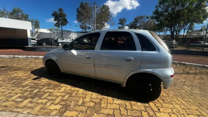 Chevrolet Corsa Hat. Premium 1.4 8V Econoflex 5P 2009