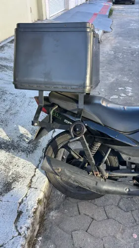 Baú 80L com Suporte Mottu Sport 110i - Usado