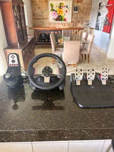 Volante logitech G27