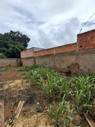 Vendo Lote Murado com Portão Água/Energia Fercal no Bananal Ac carro