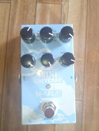 Pra vender logo esa pedaleira bom estado de conservação de guitarra
