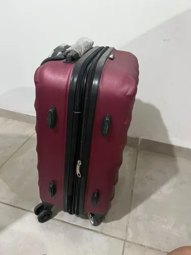 Mala seminova para viagens