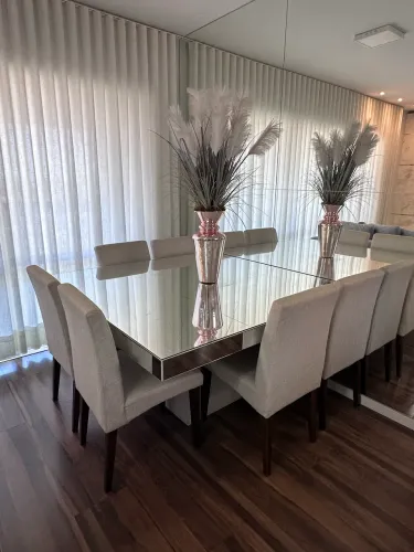 Mesa de Jantar em espelho