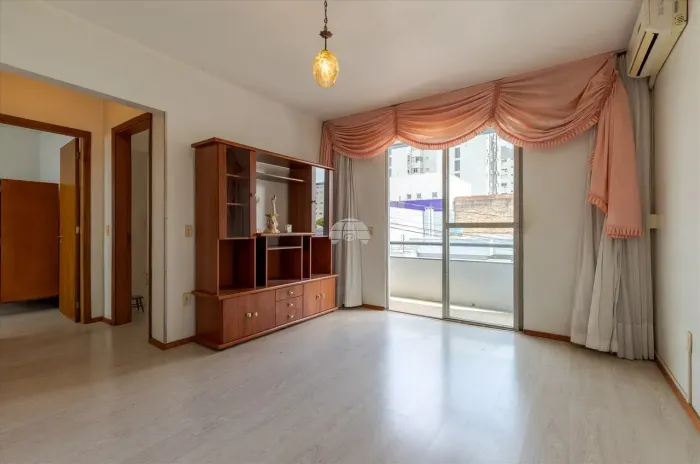 Apartamento Residencial para Venda no Bairro Centro