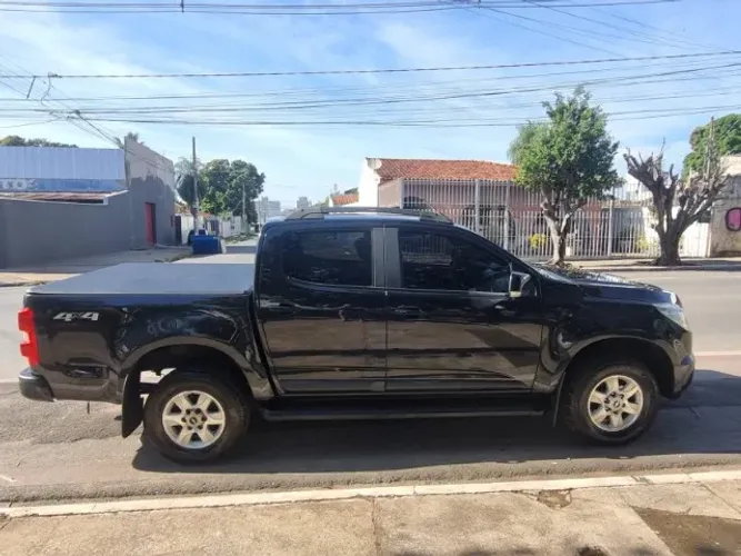 Chevrolet S10 Pick-up LT 2.8 TDI 4X4 CD Diesel AUT 2015