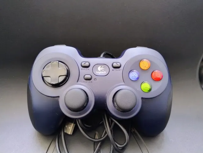 Controle Logitech F310 para PC