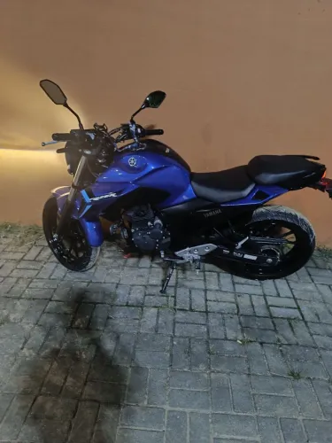 Moto fazer 250