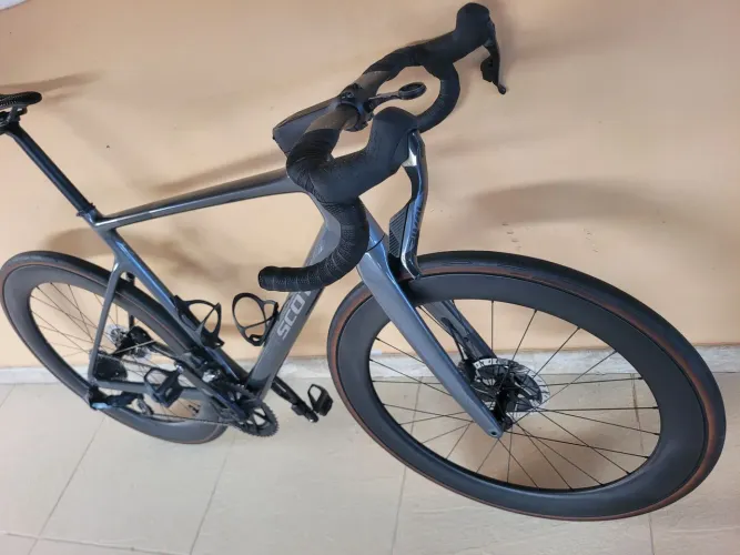 Bike Scott Addict Sram Rival Axs E1 12v