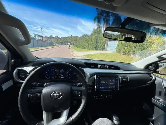 Toyota Hilux CD SRX 4X4 2.8 TDI 16V Diesel Aut. 2018
