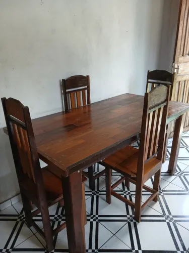 Mesa de madeira 