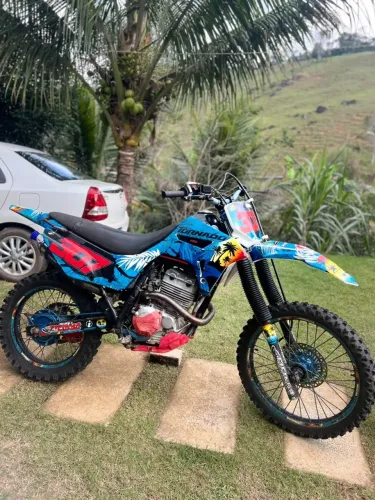 Tornado de trilha  troco moto de rua 