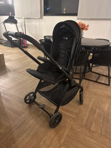 Carrinho de bebê safety 1 (bebê conforto, Moisés e carrinho)