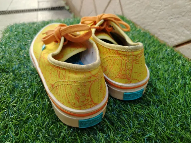 Tênis amarelo redley