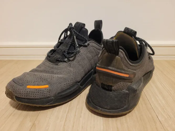 Tênis Adidas NMD (Tamanho 40)