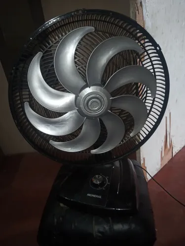 Vendo ventilador mondial 8 pas