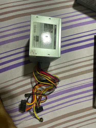 Fonte para computador 230W de 50hz/60hz
