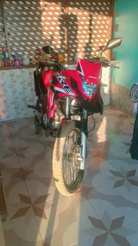 XRE 300 rally